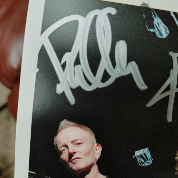 DEF LEPPARD SIGNED BAND PHOTO & VIP MEMORABILIA 2015 MIRRORBALL - Picture 7 of 13